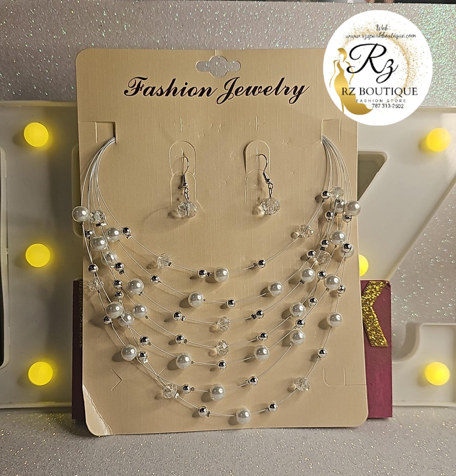 Set Collar y Aretes Perlas Blancas y Plata